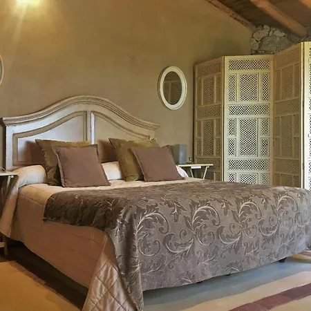 Nice In With Wifi, 1 Bedrooms&outdoor Swimming Pool Vakantiehuis